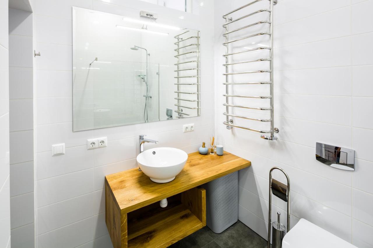New Large 2 Bedroom In Lviv Historic Centre Exteriör bild