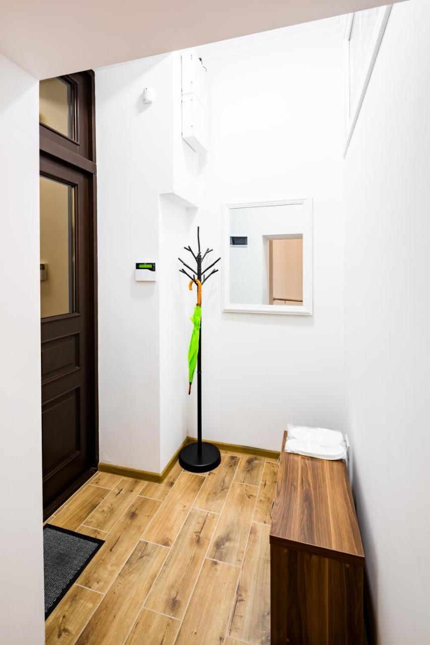 New Large 2 Bedroom In Lviv Historic Centre Exteriör bild
