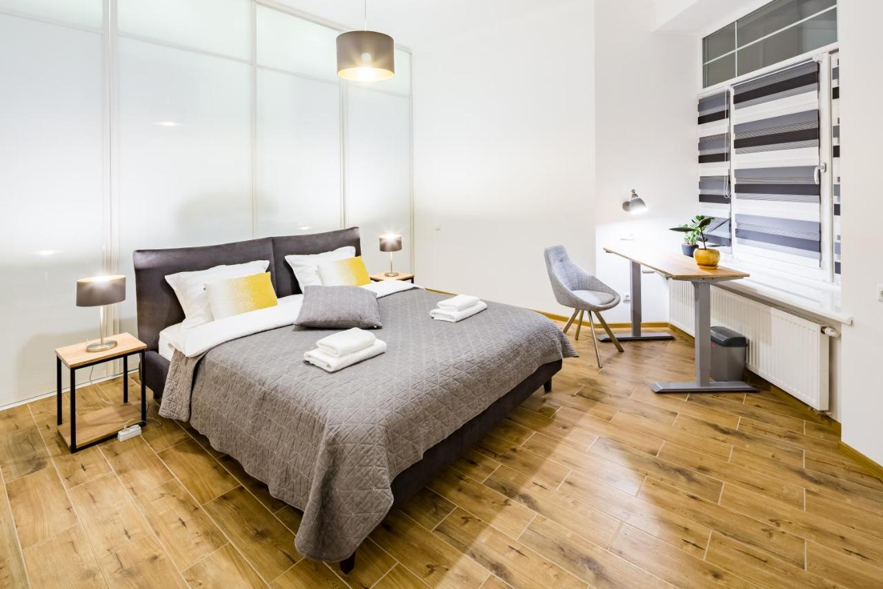New Large 2 Bedroom In Lviv Historic Centre Exteriör bild