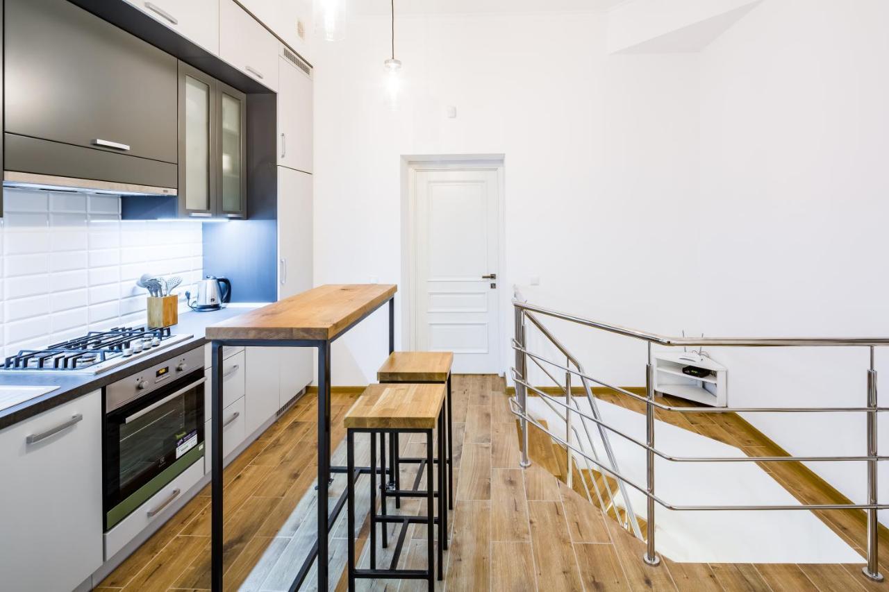 New Large 2 Bedroom In Lviv Historic Centre Exteriör bild